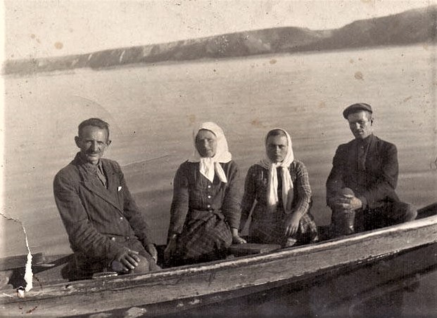 Четверо у човні 0014