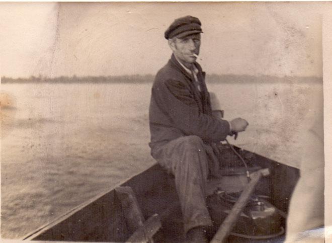 З мотором 0008